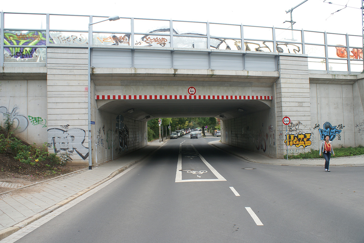 Puschkinstraße, view from the south