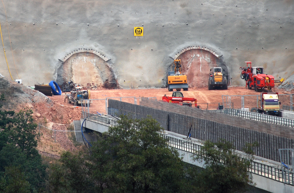 Portalzone Bibratunnel